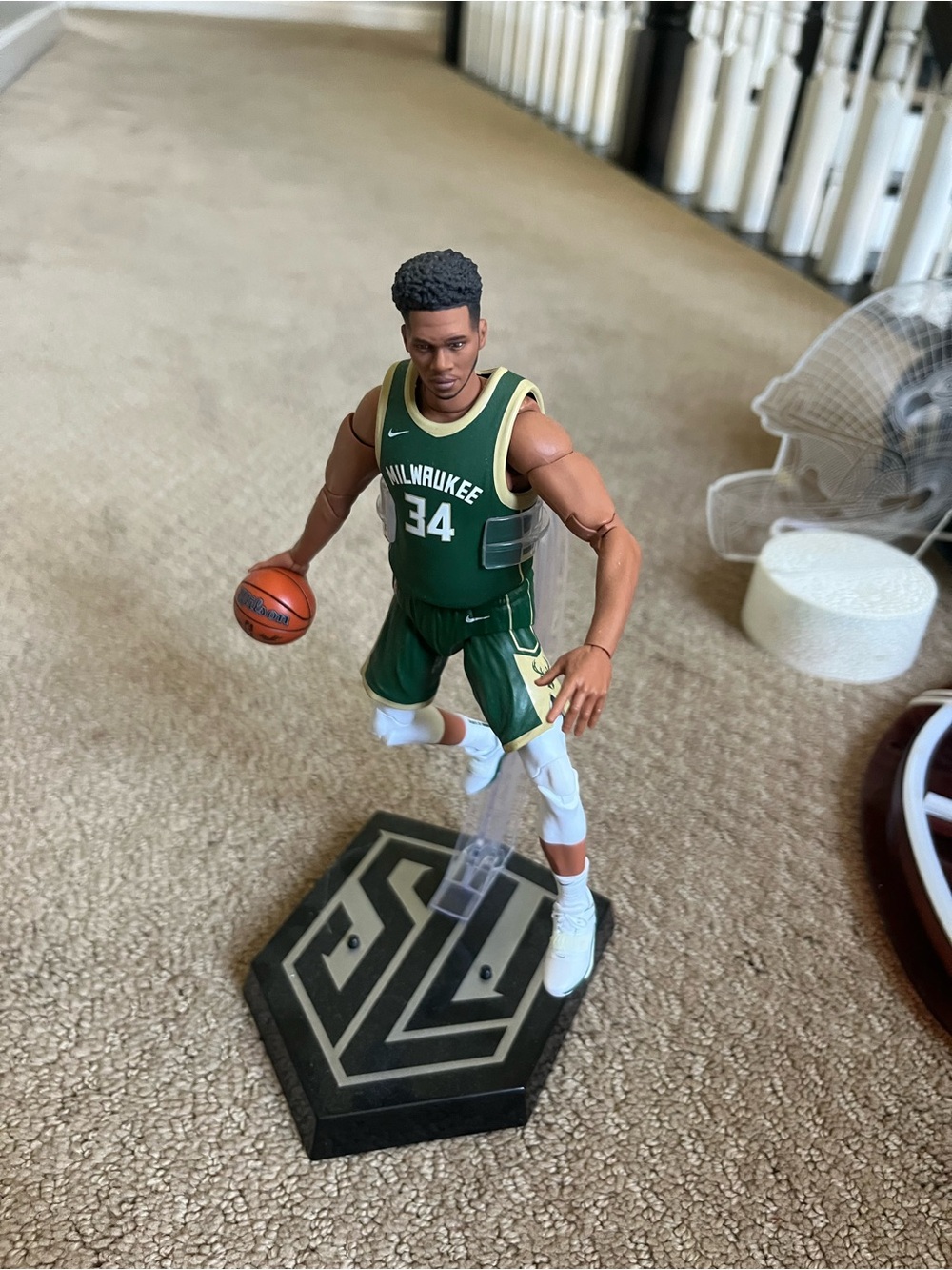 Milwaukee #34 Basketball Action Figure - Green/White